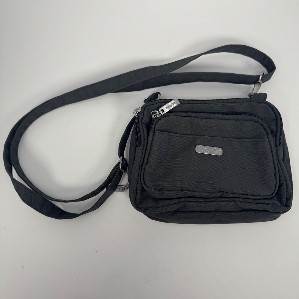 Baggallini Gray Nylon Crossbody Belt Bag Pink‎ Lining Organizer | Travel